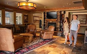 Yellowstone Park Hotel